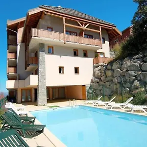 spacieux-appartement-37m2-t3-rdc-6-personnes-100m-remontees.hotels-rhonealpes.com/