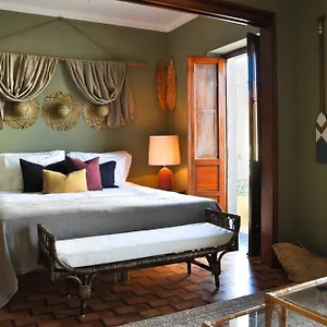 tavira-historical-center-suite-figueiras.hotelaalgarve.com/